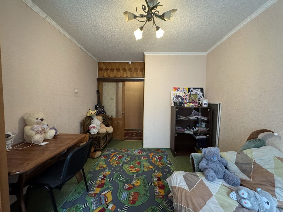 Продам 3к квартиру на Салтовке ,просп Юбилейный 32а