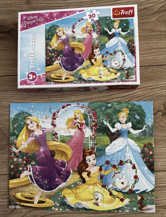 Пазлы принцессы Disney trefl