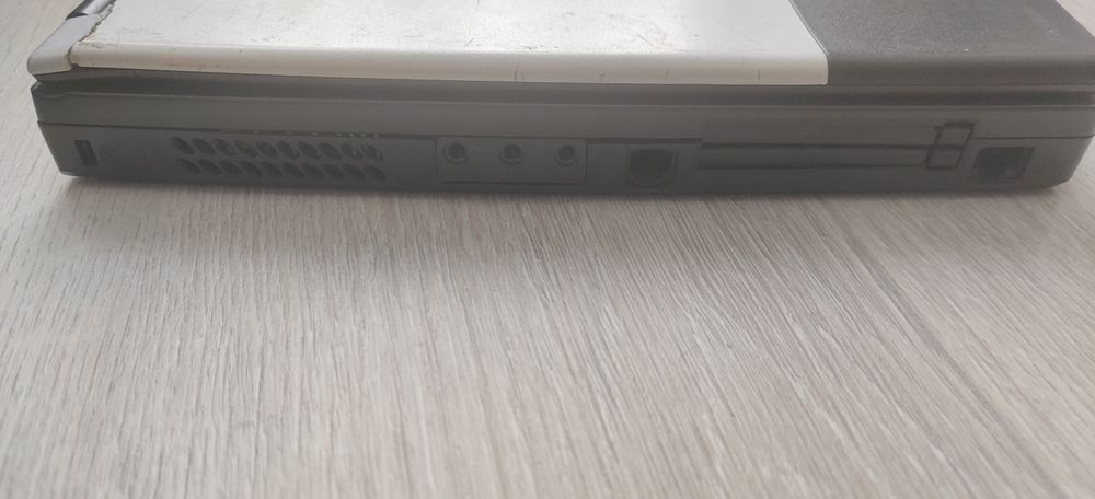 Gateway Solo 5300 Laptop - 14,1" 1024x768