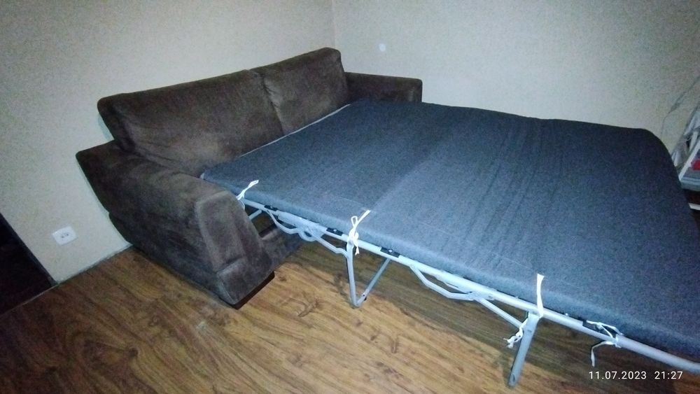 Kanapa rozkładana z funkcją spania