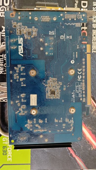 Бесшумная ASUS GeForce GT 630 2GB DirectCU Silent | Полный комплект