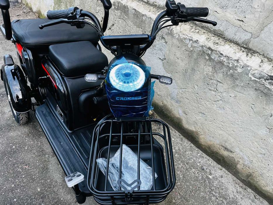 Crosser TR1 PRO 1500W 72V 30 AH Електро скутер трицикл LifePo4