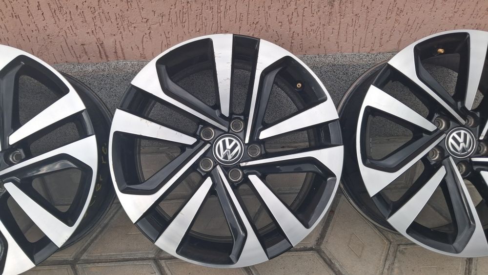 Оригінальні диски титани VW Tiguan Passat 5/112R17 vag Dublin Поштучно
