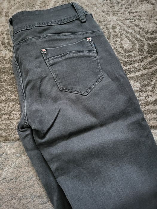 Spodnie damskie jeans siwe szare