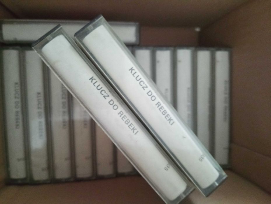 Kasety magnetofonowe Klucz do Rebeki 14 szt PRLL