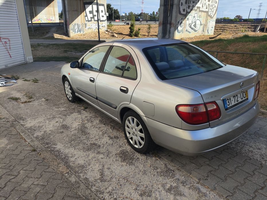 Nissan almera 1.5 gasolina 2003 foto 2