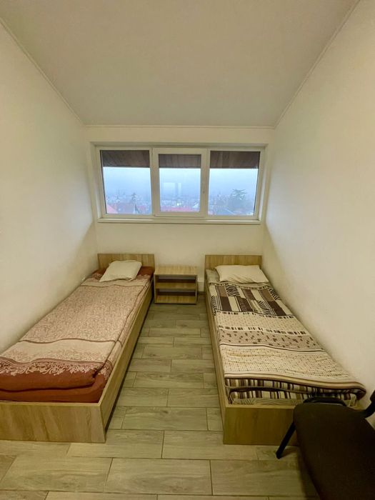 Здається житло! Кімната для 1-2х осіб,комунальні в ціні.Центр міста