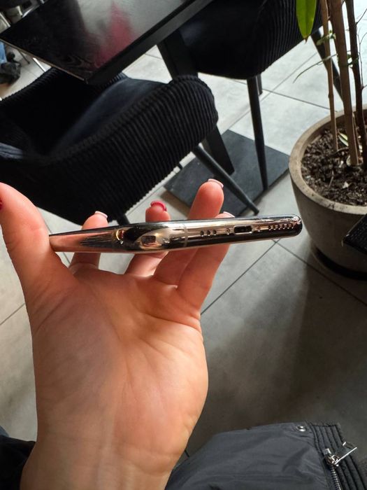 Продам  iPhone 11 pro 256 гб