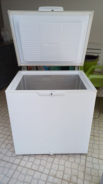 Arca horizontal Wirlpool - 200l