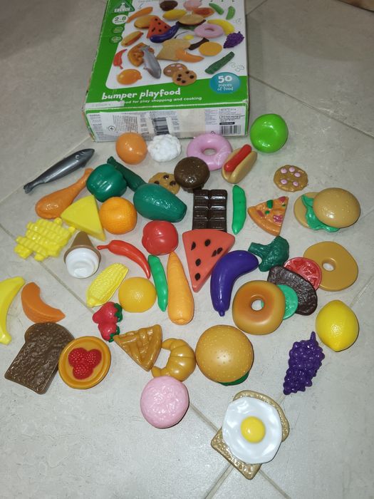 Ігровий набір пластик фігурок Їжа ELC bumper play food