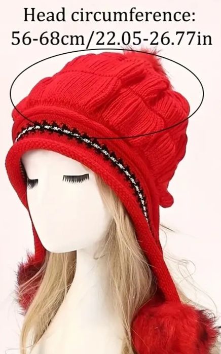 Cudna damska biała czapka  z nauszniki i pomponami