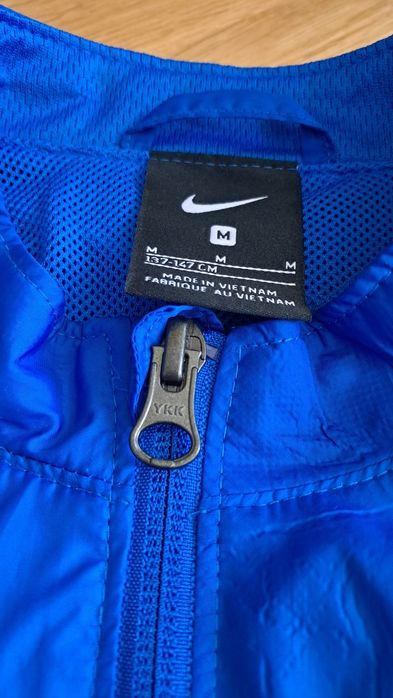 Kurtka wiatrówka dziecięca sportowa Nike rozm. 137-147  M