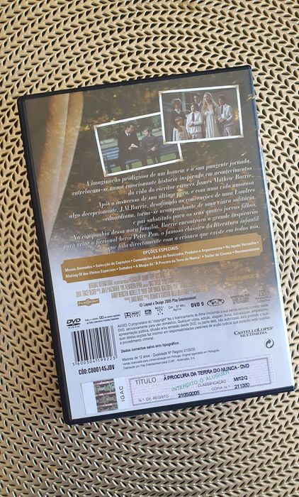 Filme À Procura da Terra do Nunca