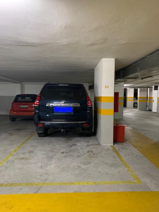 2 lugares de garagem