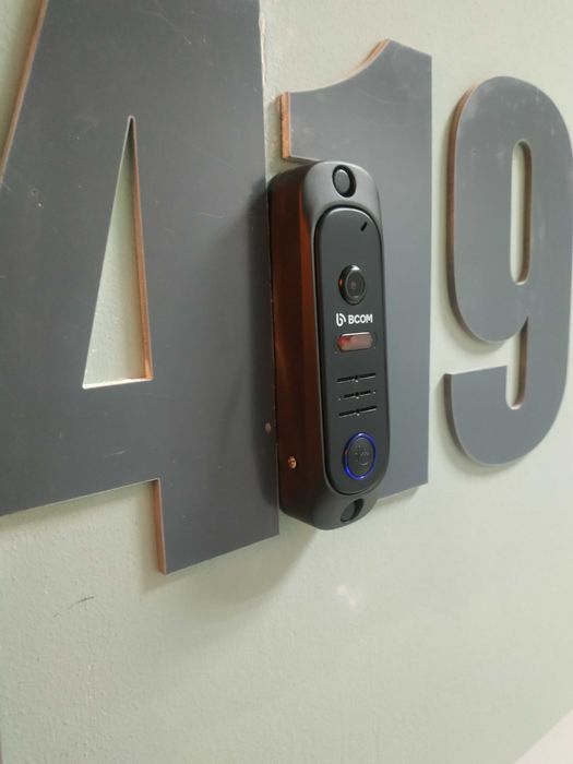 Установка видеонаблюдения, контроля доступа, домофонов.