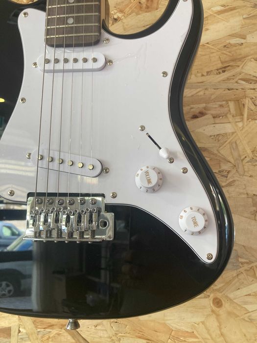 Guitarra Nova Daytona Junior