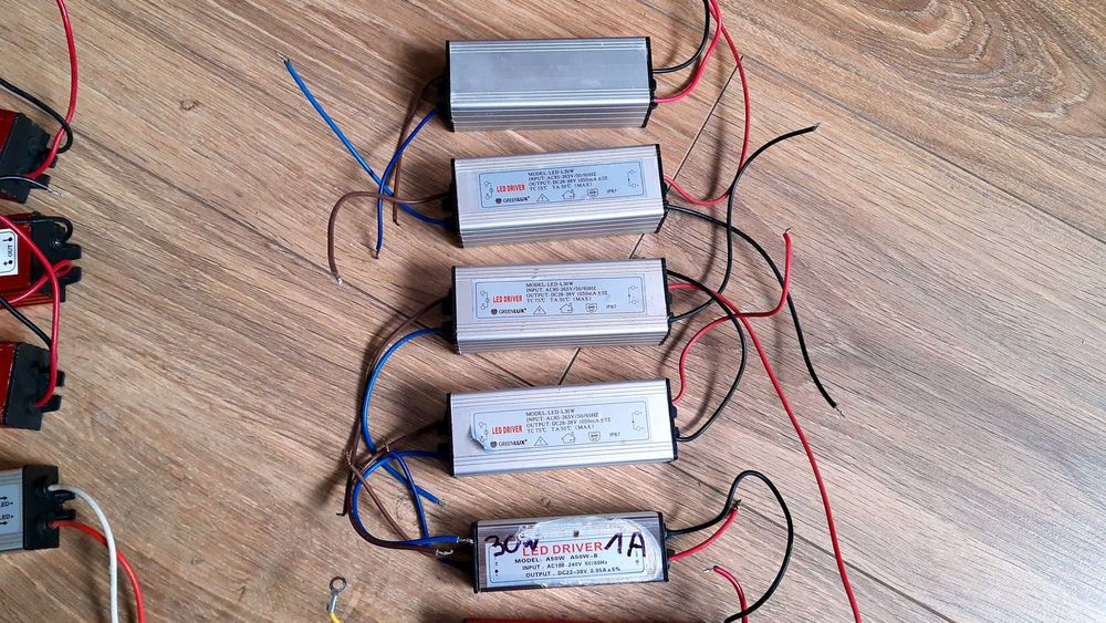 Zasilacze driver led 30W 40W 50W do naświetlaczy led