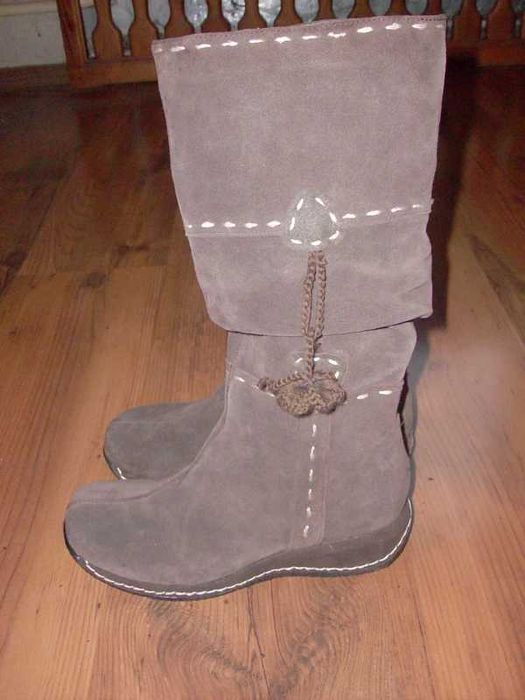 Kozaki zamszowe nowe R.37