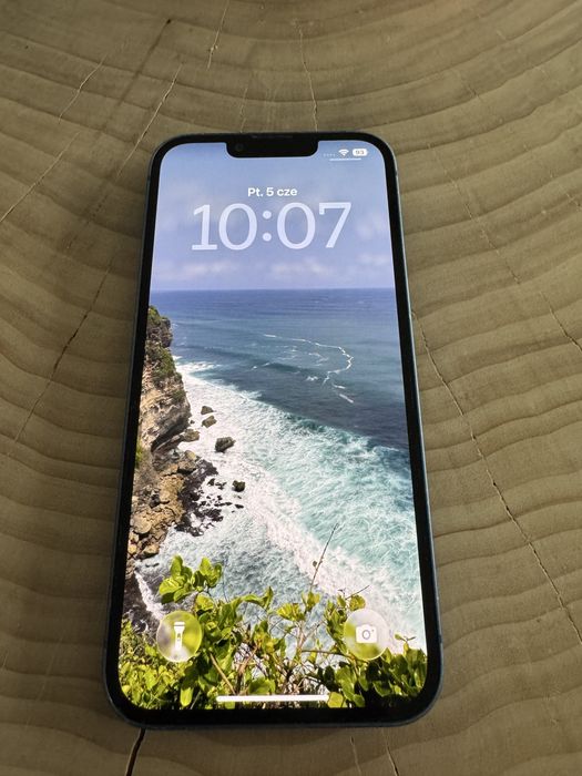 Sprzedam IPhone 13