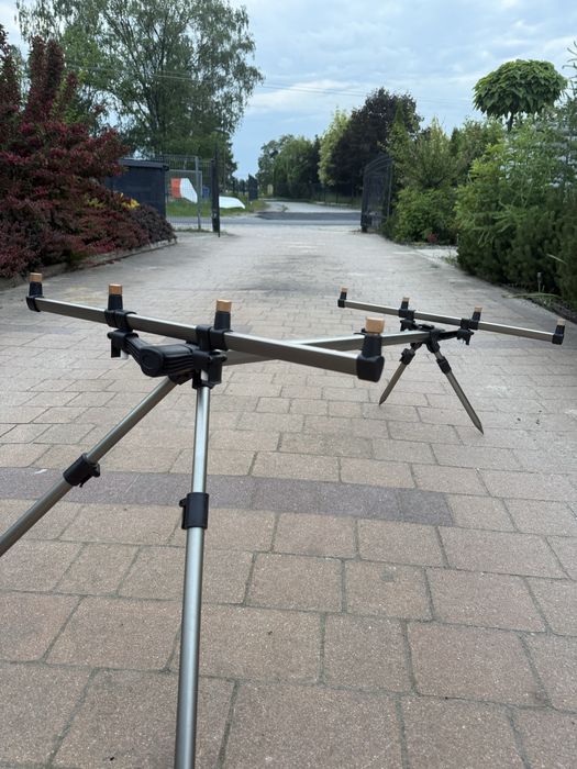 Rod pod Jaxon 4 wedki