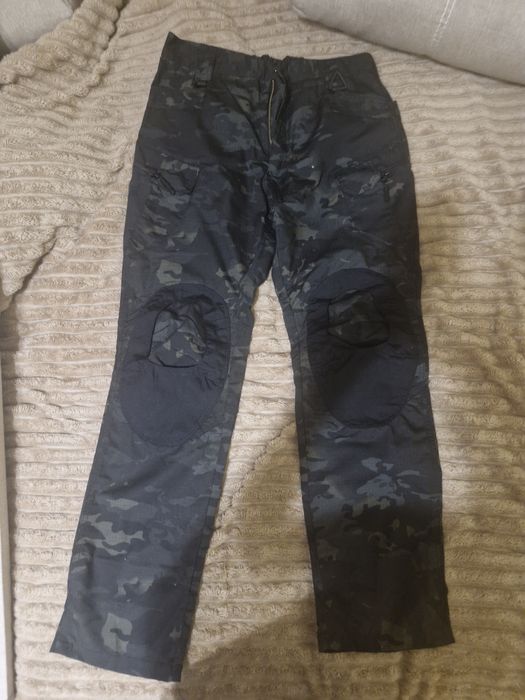 Продам форму чорний мультикам , матеріал ріпстоп , розмір М