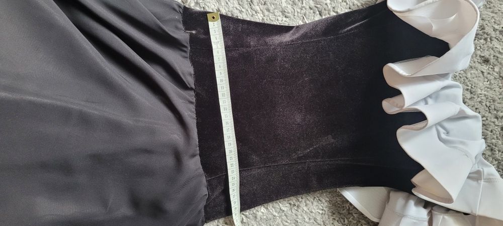 Sukienka do standardu