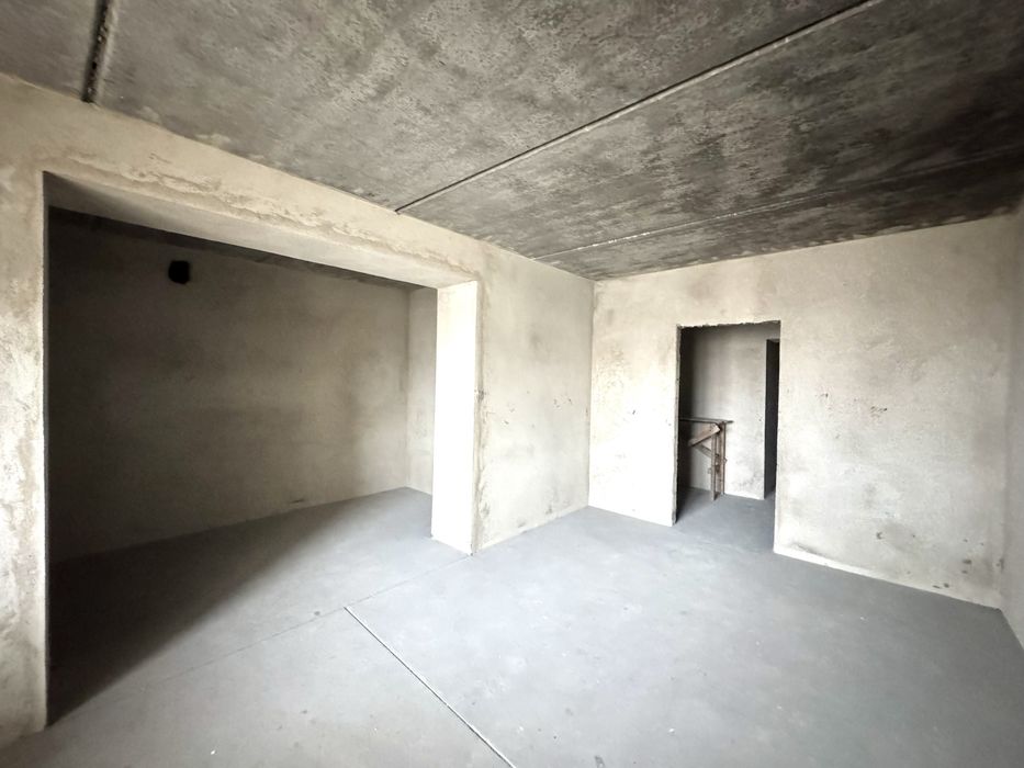 Продаж пентхауса в ЖК Рівьера з видом на реку