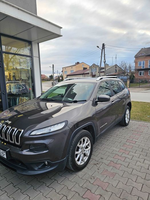 Samochod osobowy jeep