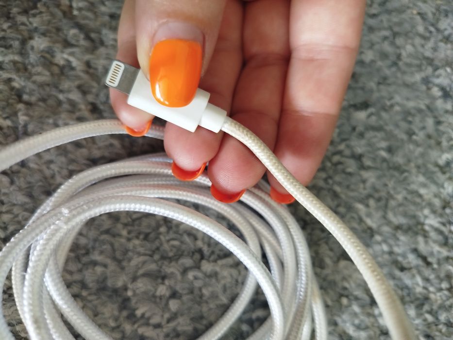 Kabel przewód ładujący Apple iPhone iPad iPod 1.8m