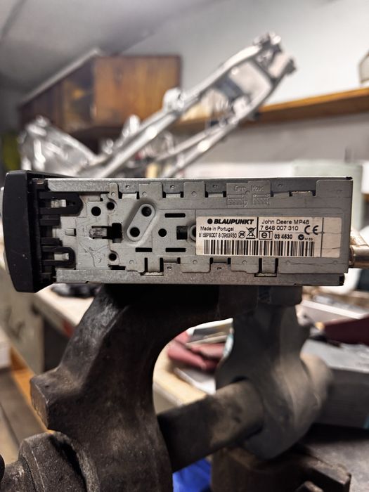 Radio CD MP3 WMA John Deere MP48 - Blaupunkt