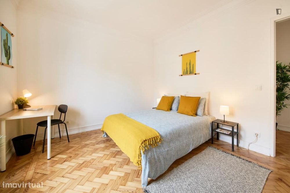 Quarto - localizado em Alvalade Lisbon