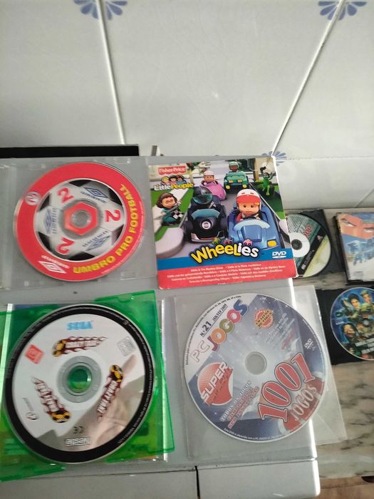 CDs musica e LP vinil jogos