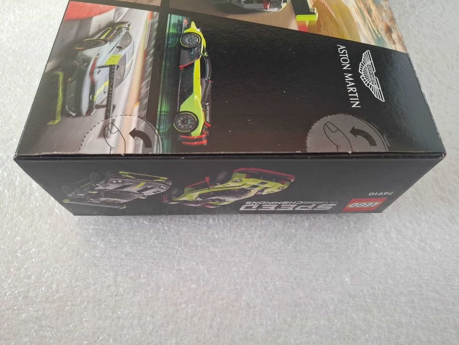 LEGO Speed Champions Aston Martin (76910)