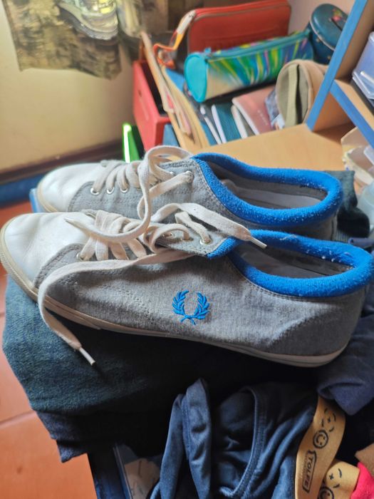 Ténis vintage cinzento, e azul e branco, Fred Perry, nr 44