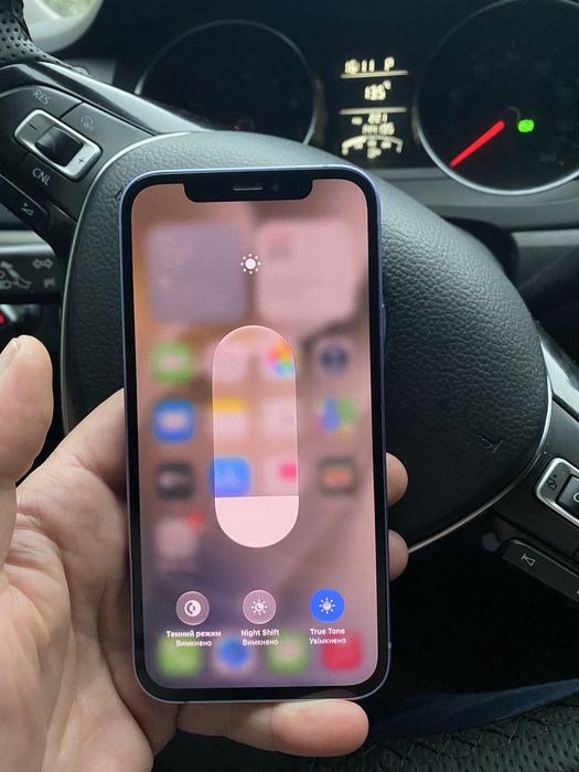 Продам IPhone 12