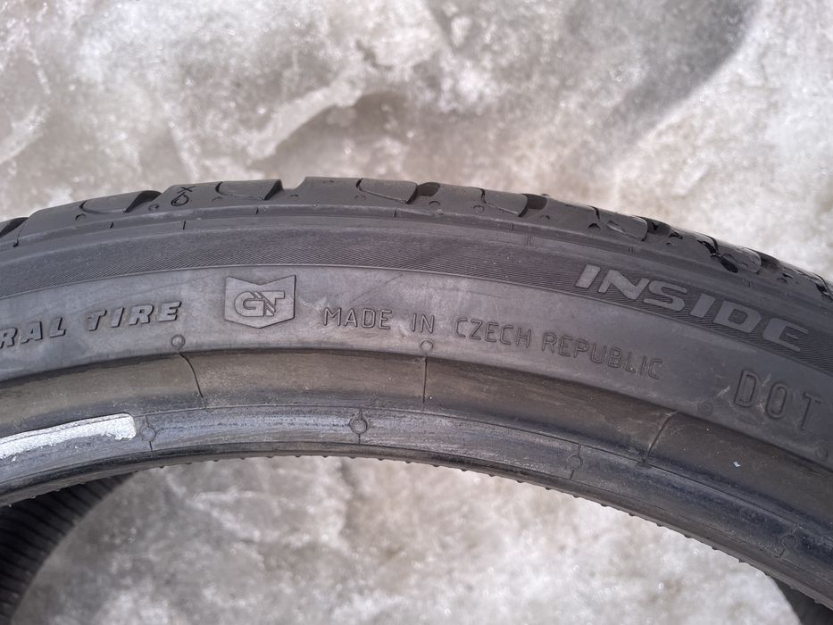 Шини літні 225/35 r19 General стан нових