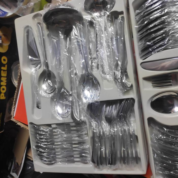 Sztućce 72 el 12 osób satyna Frico bez walizki