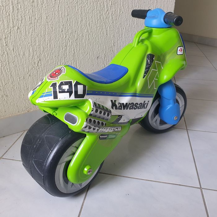 Mota brinquedo criança