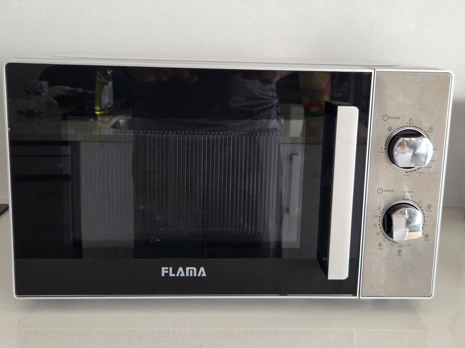 Micro-ondas 20L Com Grill FLAMA