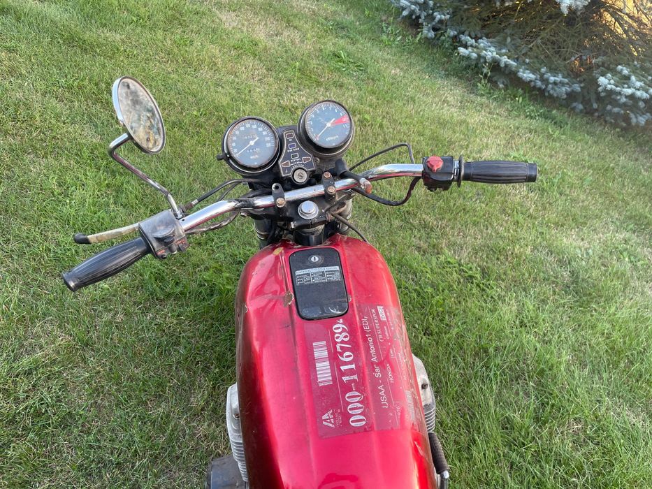 HONDA CB 750 F1 cafe racer - projekt