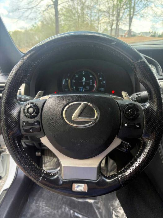 Lexus IS 300      2016
