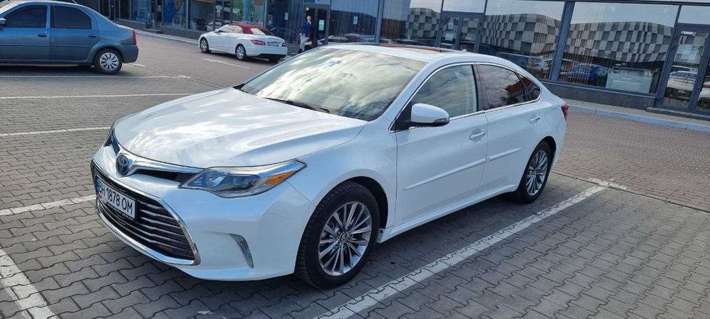 Toyota Avalon Hybrid LIMITED 2016
