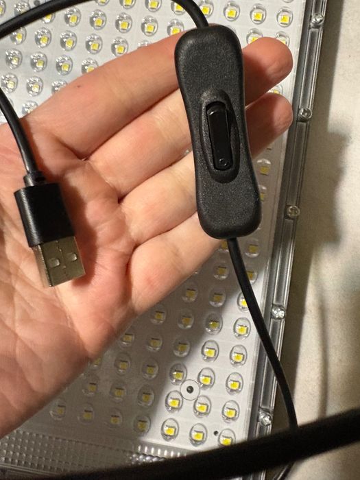 Великий ліхтар з usb 216 лед