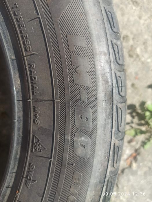 Шини Bridgestone LM-80 215/60R17 пара