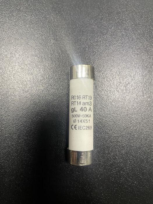 Запобіжник tesla хітер