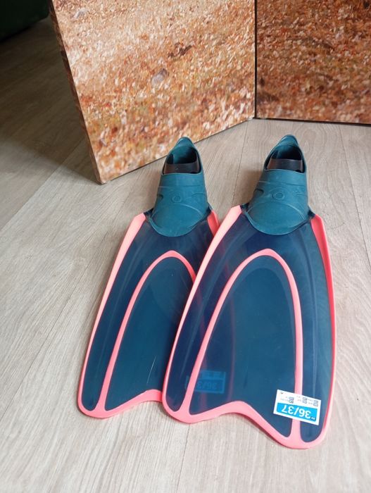 Barbatanas de adulto