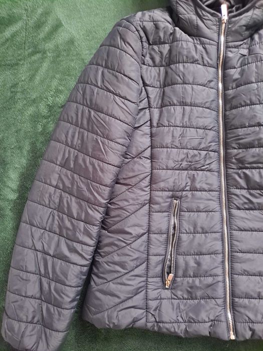 Przejściowa, pikowana kurtka Stradivarius