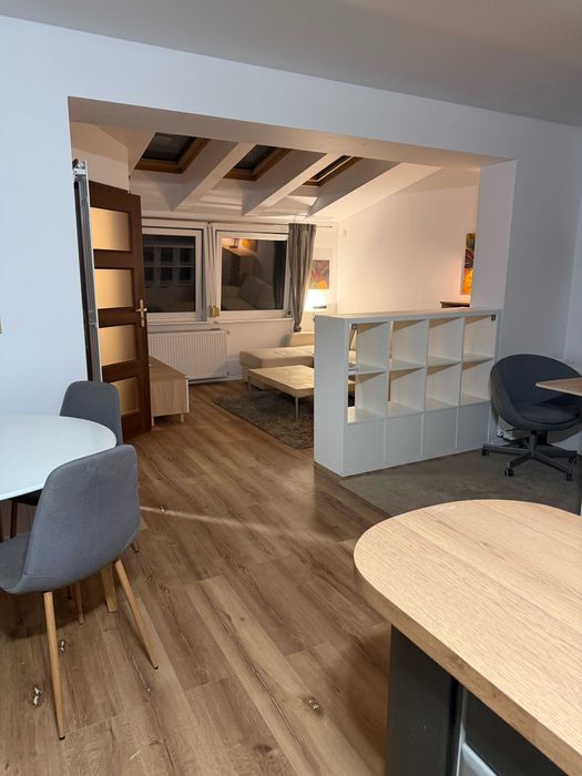 Wynajem: Kawalerka w cichej okolicy na  Górczynie 1999 zł z czynszem