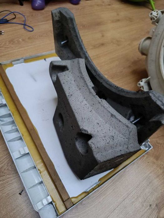 Запчасти стиральной машинки Indesit iwsd 61051ua, разборка