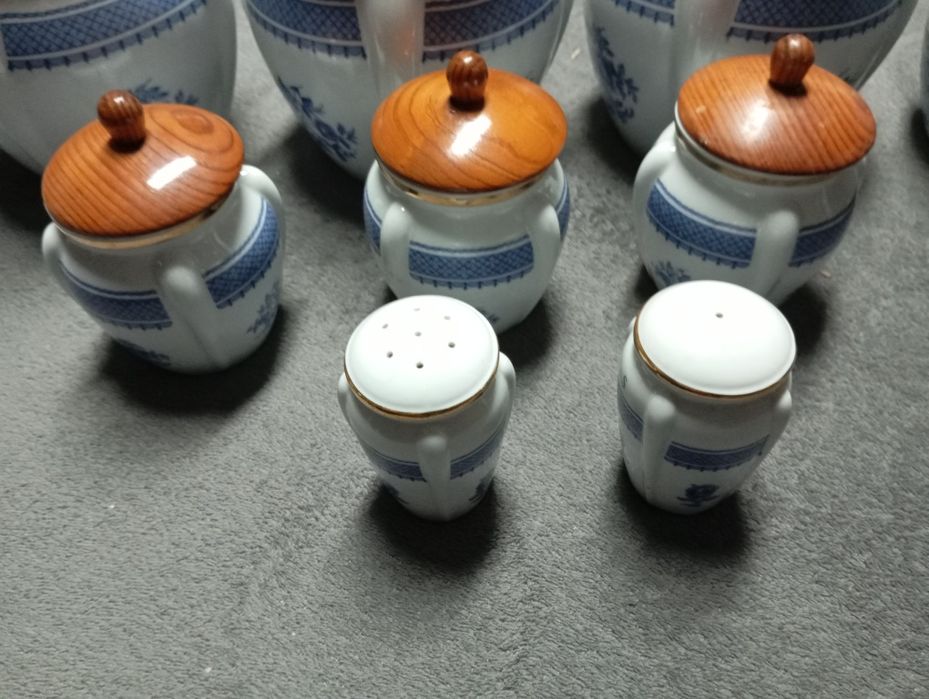Conjunto de porcelana de cozinha